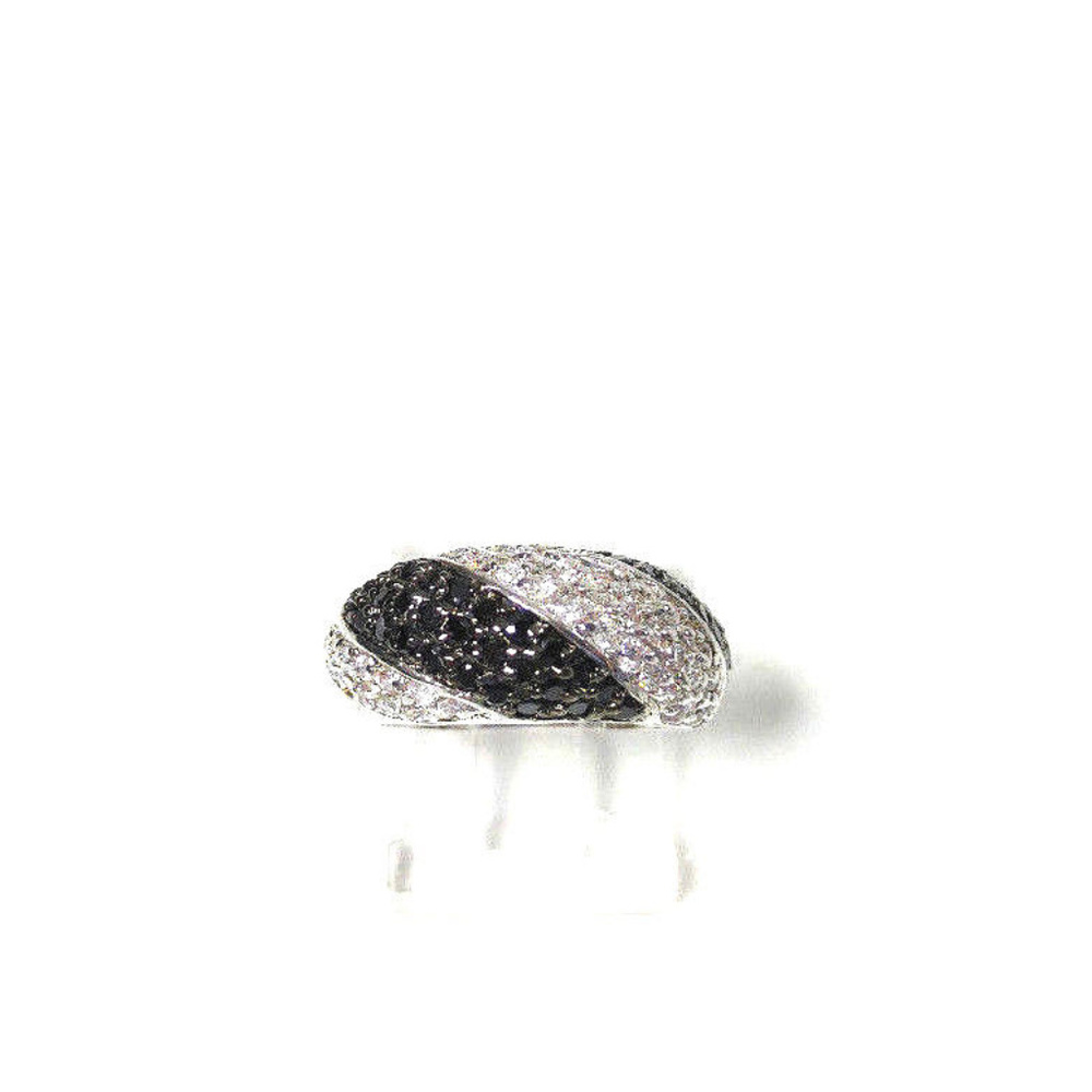 Black and Clear CZ Ring Rhodium Plated Size 5 - Picture 2 of 7